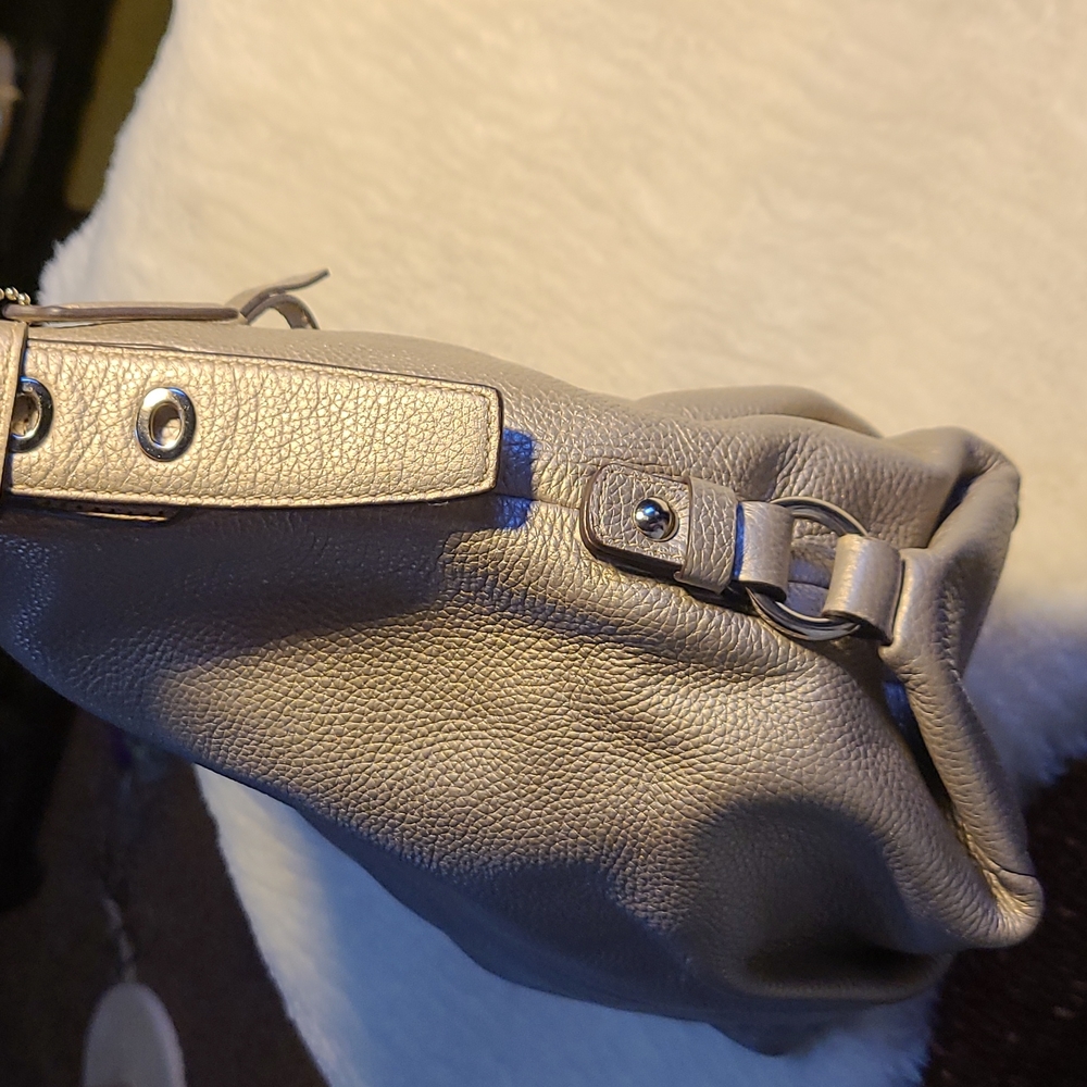 Metallic COACH Bag - Picture 4 of 11